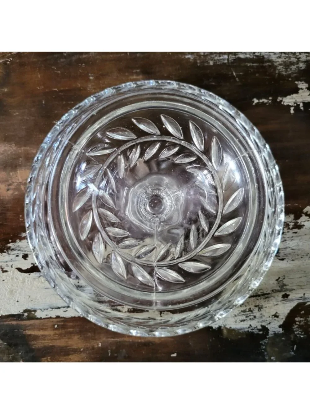 Vintage Indiana Laurel Pattern Glass Cake Stand With Pedestal and Rum Well